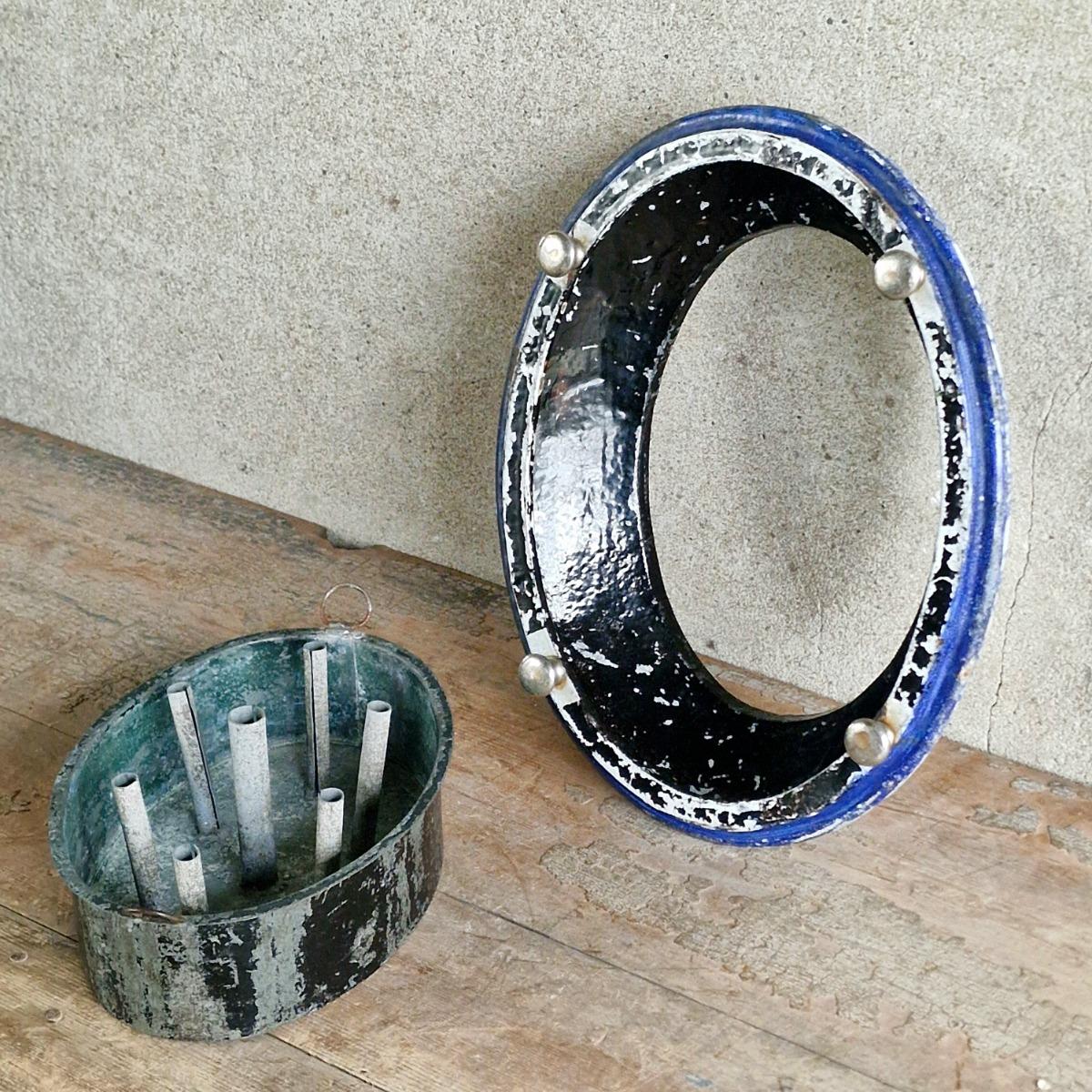 19thC Rouen pique fleurs