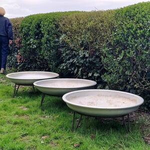 3 aluminum planters on base