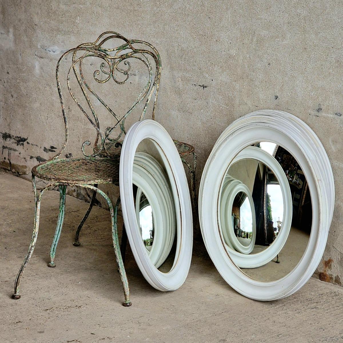 8 convex mirrors