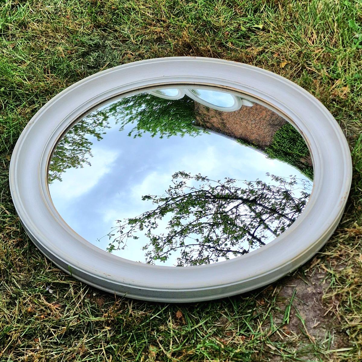 8 convex mirrors