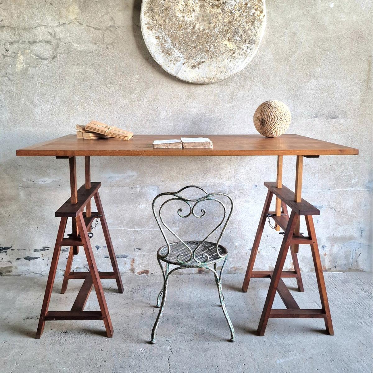 Architect's table