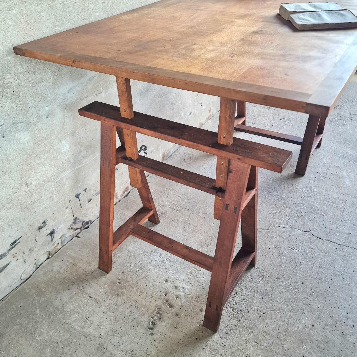 Architect's table