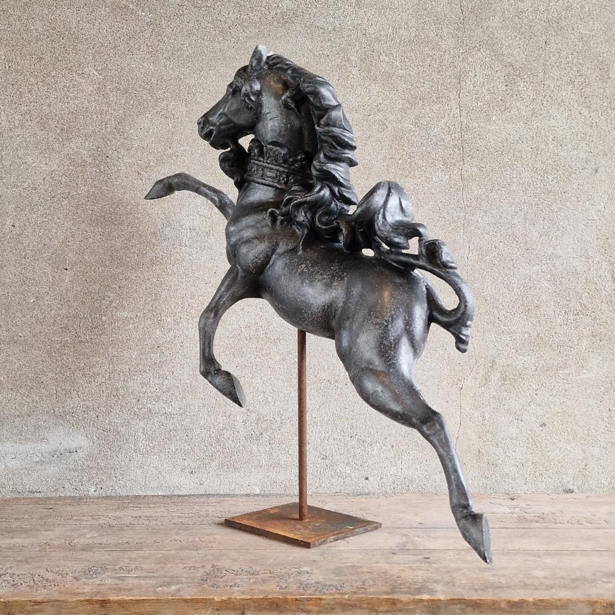 Cast alloy horse