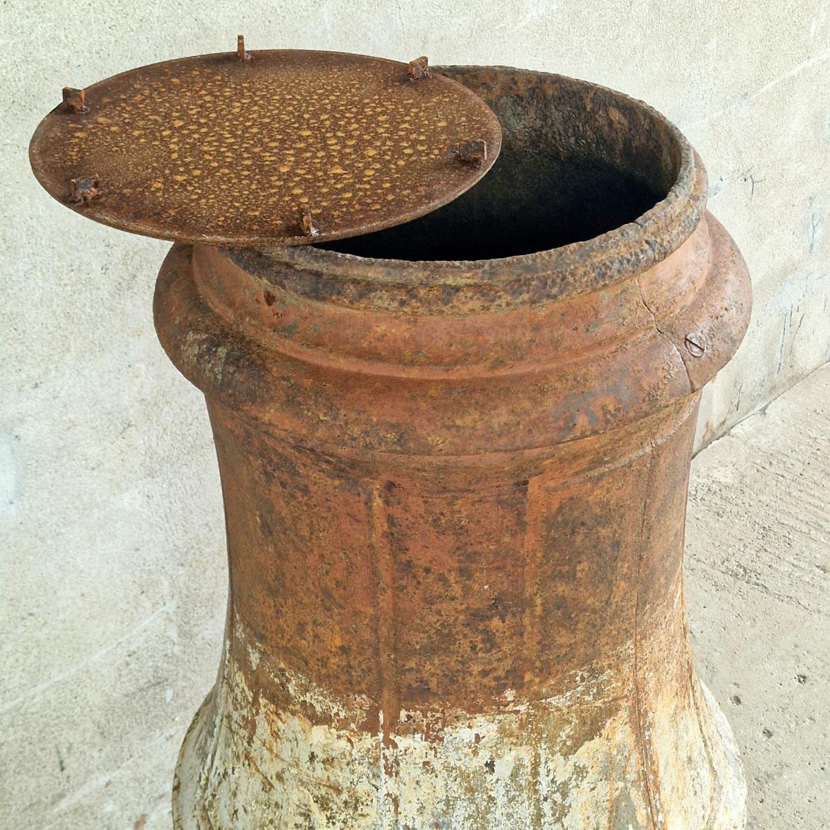Cast iron pedestal