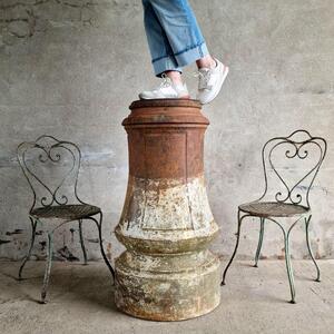 Cast iron pedestal