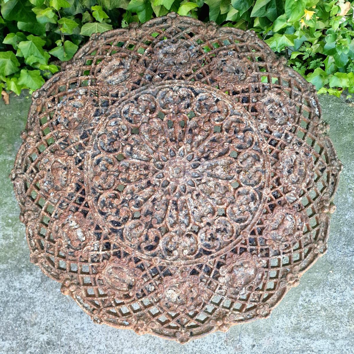 Cast iron zodiac table