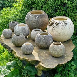 Collection of 10 sphere planters