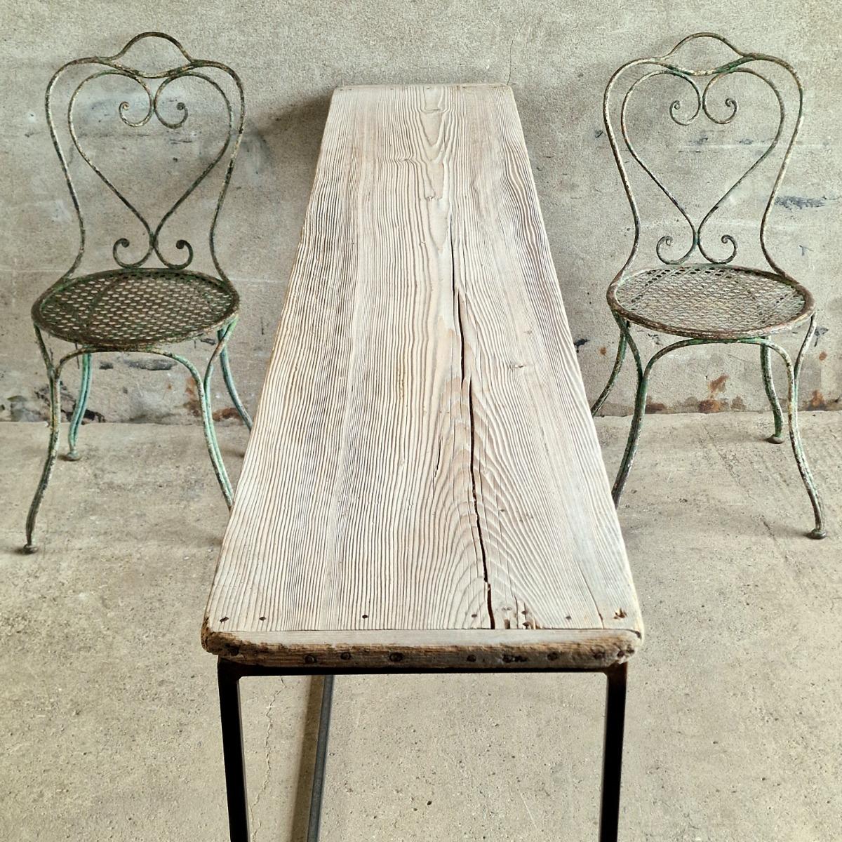 Console table on metal base