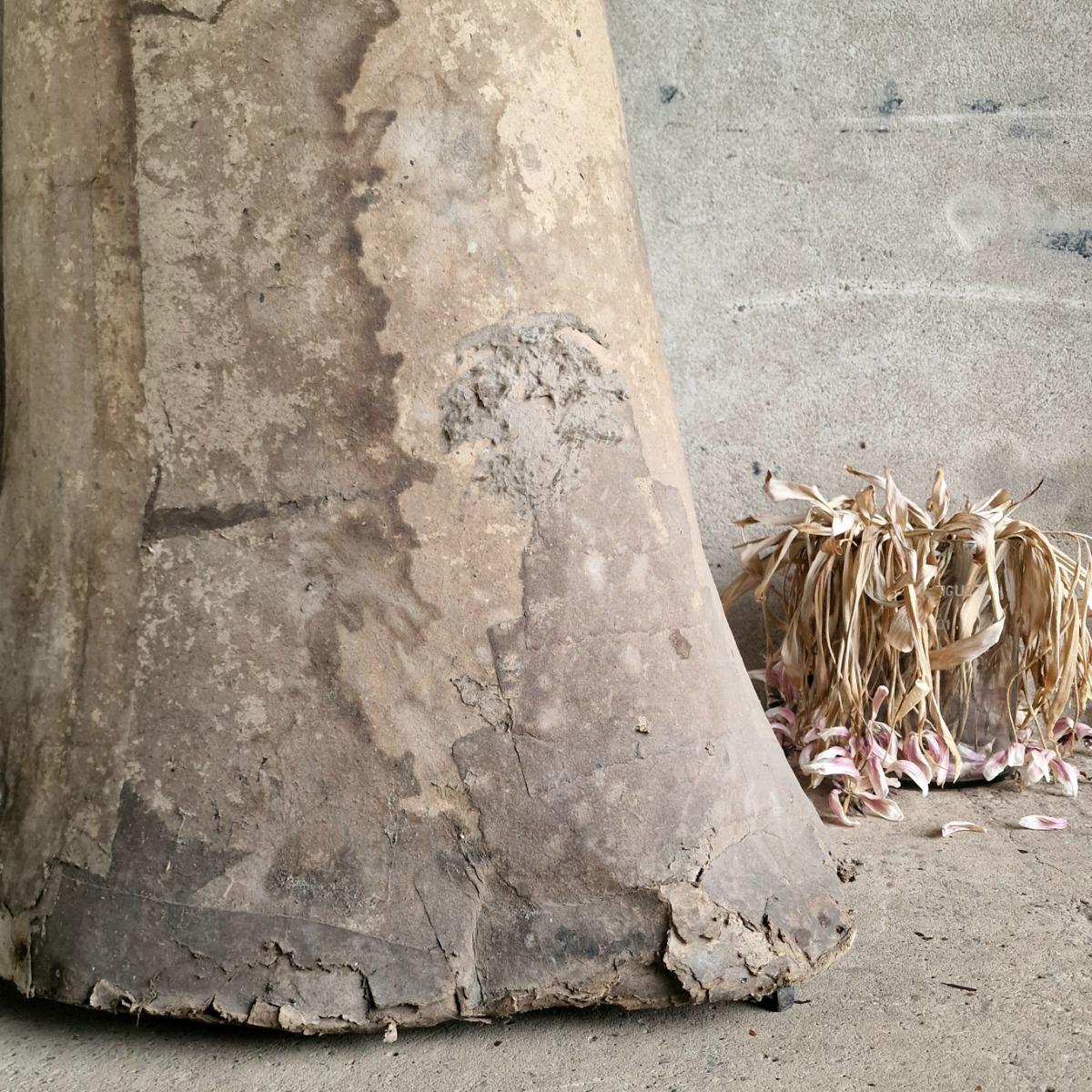 Enigmatic ladies mannequin