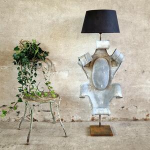 Enigmatic zinc lamp