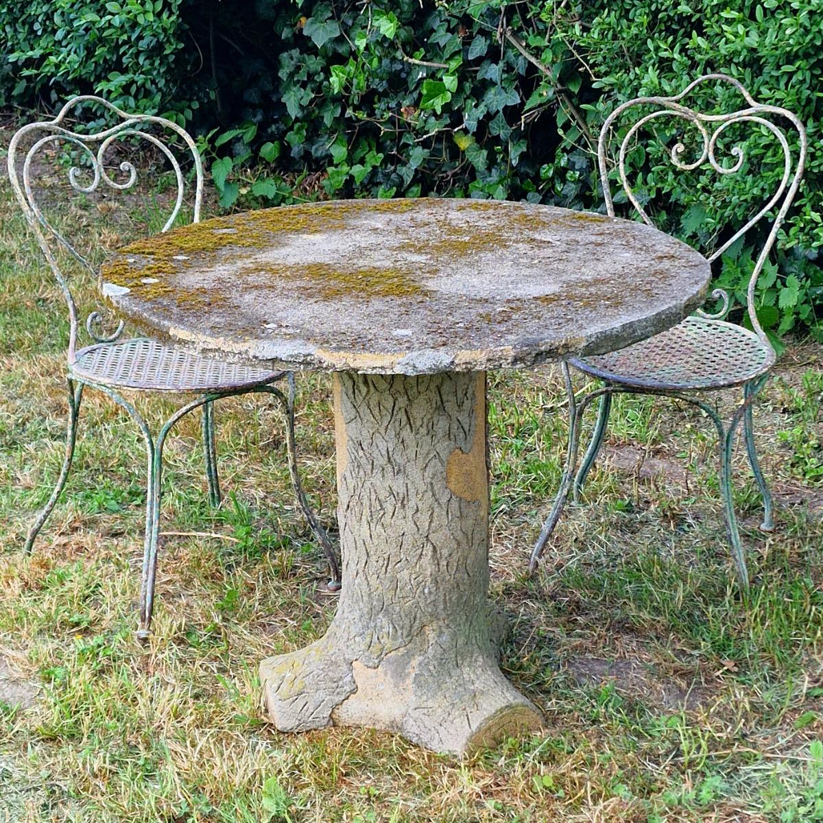 Faux bois table