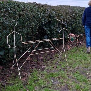 Funky metal plant rack