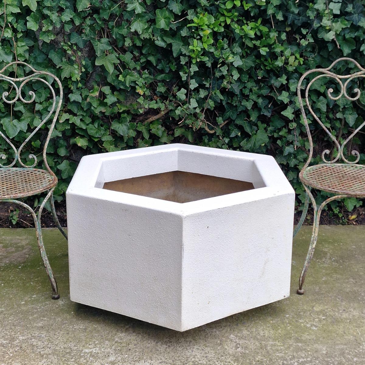 Hexagonal planter