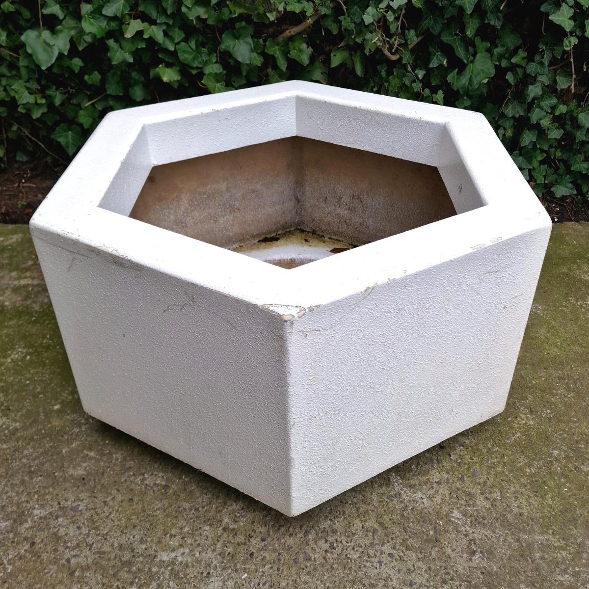 Hexagonal planter