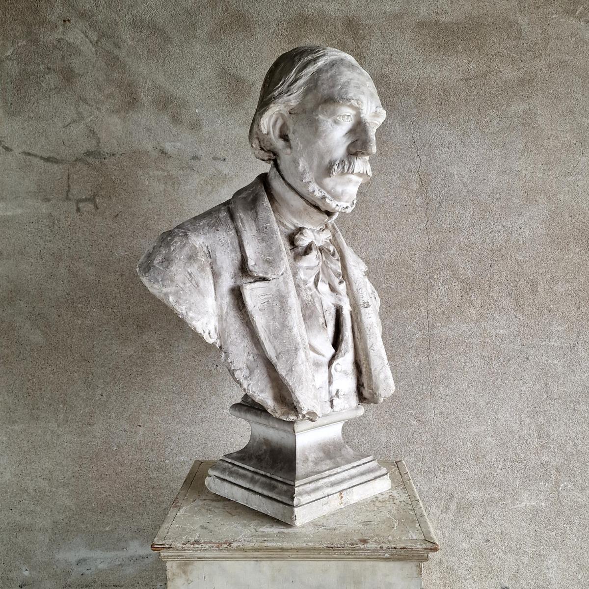Large plaster bust