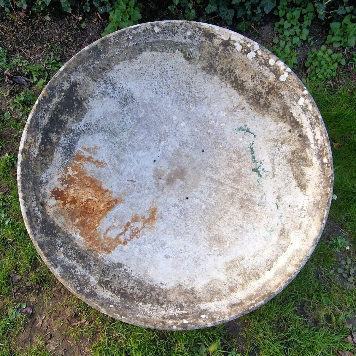 Large W.Guhl disk on base