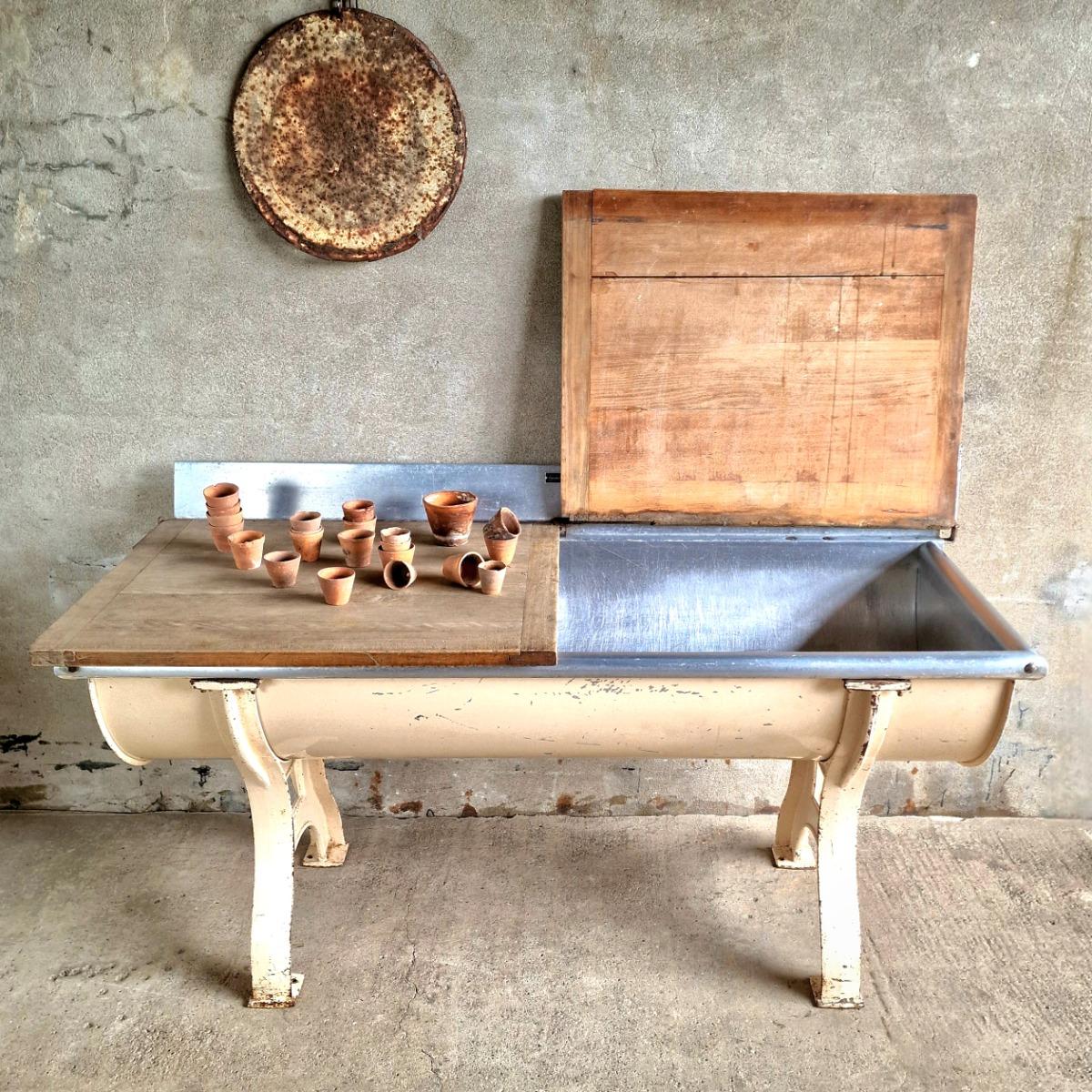 Metal bakery table