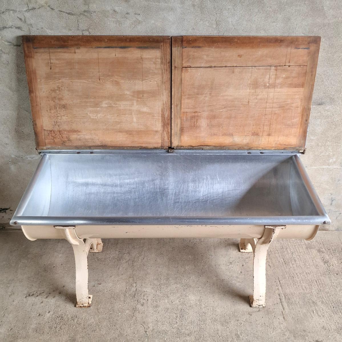 Metal bakery table
