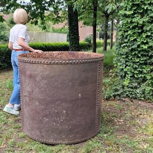 Oversized tree planter
