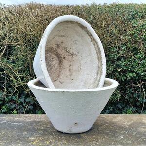 Pair of conical Willy Guhl planters