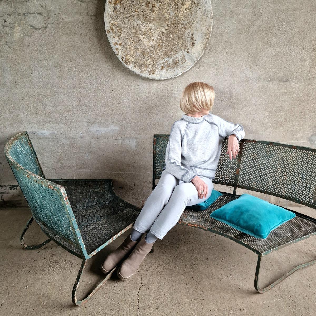 Pair of curved garden benches