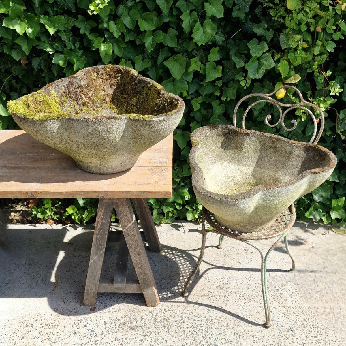 Pair of large clover-shaped planters
