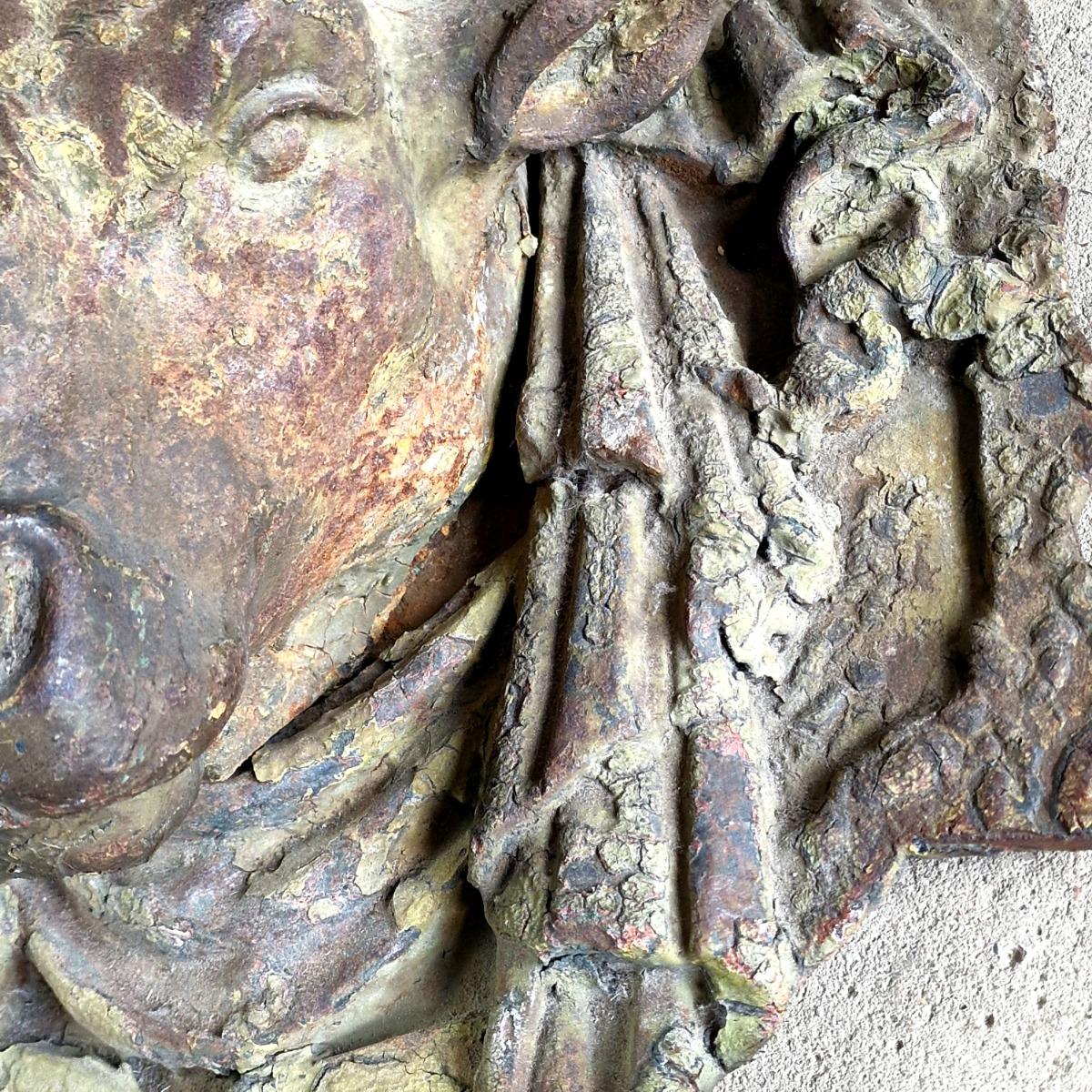Sublime cast iron bull's head