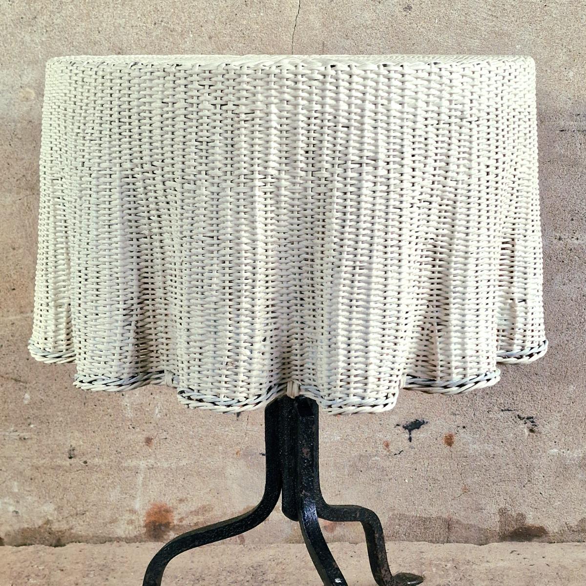 Trompe L'oeil wicker table