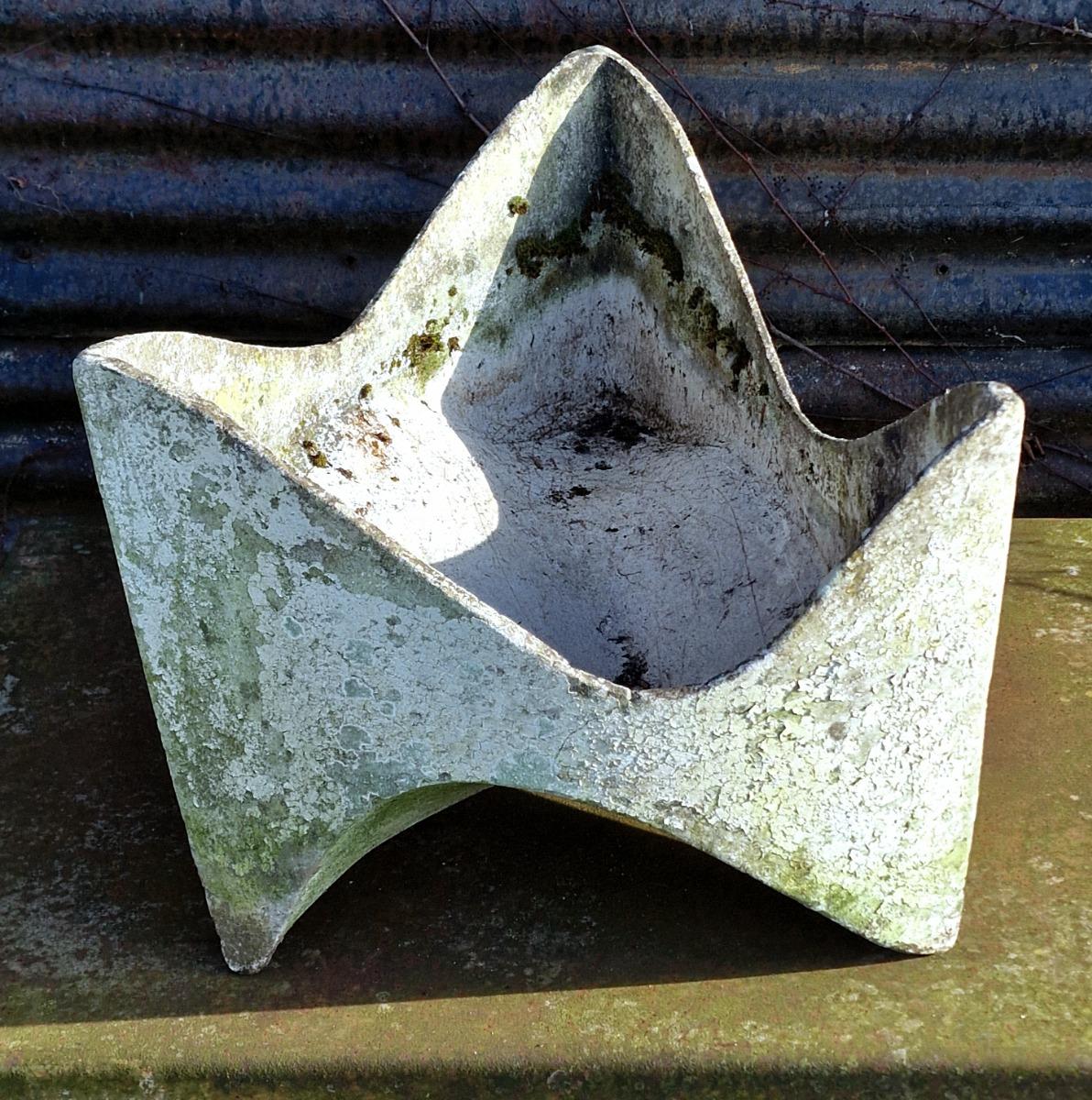 Willy Guhl tooth planter