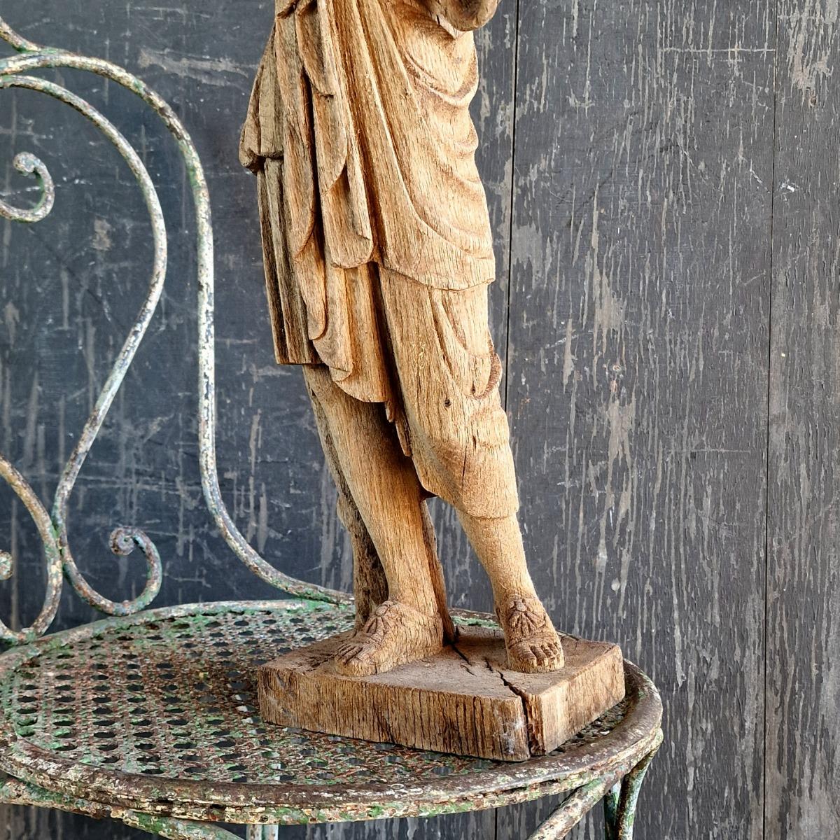 Wooden Diana de Gabis