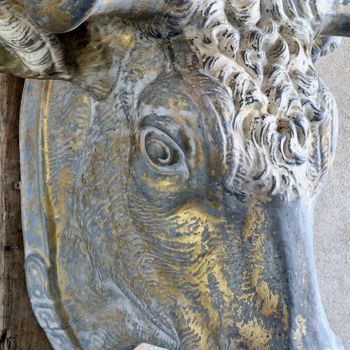 XL zinc bull's head